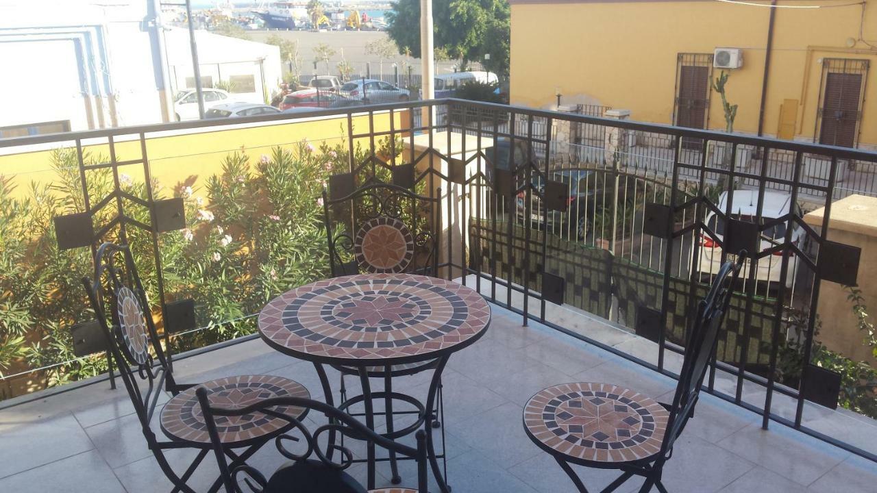 Casa Vacanze Liberty 리카타 외부 사진